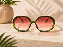 Load image into Gallery viewer, Sunglasses
